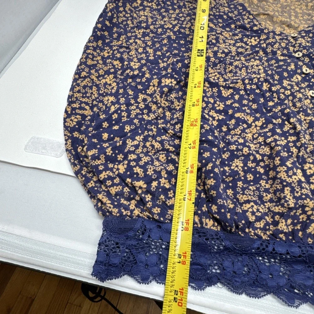 FREE PEOPLE Ditsy Floral dramatical ruffle long sleeves women M blue top shirt